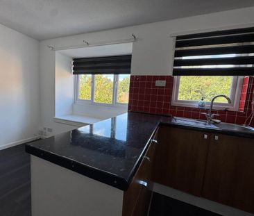 Walesby Court, Cookridge, Leeds - Photo 3