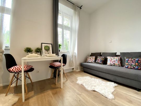 Kawalerka *KATOWICE - DĄBRÓWKA MAŁA* 20 m² - Фото 1