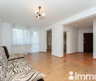 Warszawa, Wawer, Wał Miedzeszyński - Photo 1