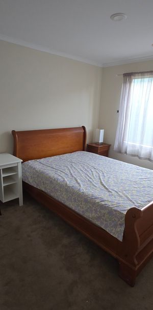 Melton South - Photo 2