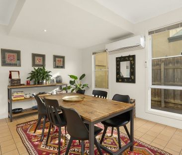 A Town Centre Treasure - Photo 3