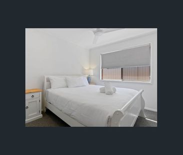 FULLY FURNISHED comfortable and modern duplex - Photo 6