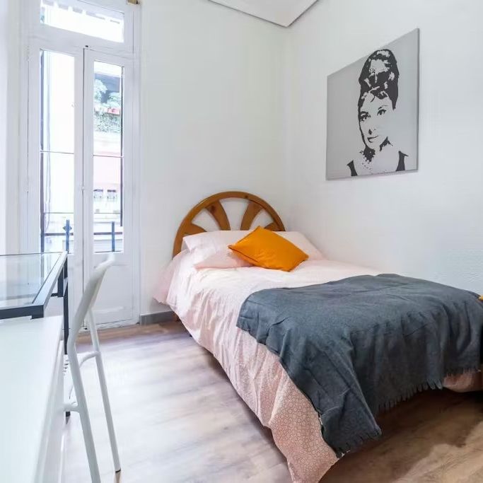 Carrer de Buenos Aires, Valencia, Valencian Community 46004 - Photo 1