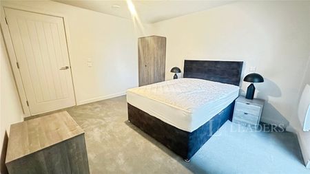 2 bedroom apartment to rent Castle Street, Luton, Bedfordshire, LU1 - Photo 3