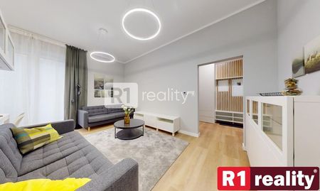 Jedinečný 3 izbový byt 64 m2+ 8 m2 balkóny + parking, Piešťany-centrum - Photo 4