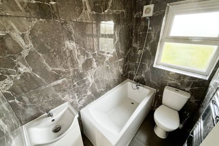 Framlingham Place - Photo 4