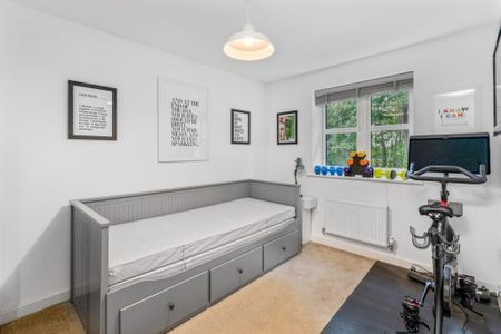 4 bedroom detached house to rent - Photo 5