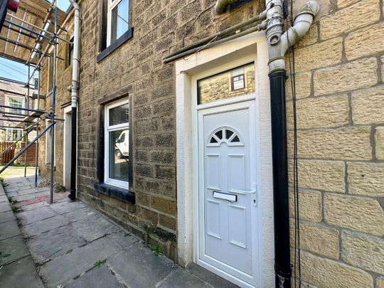 Cambridge Street, Colne - Photo 1