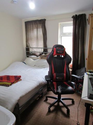 Camden Street, Belfast, BT9 6AT - Photo 4