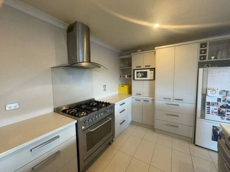 44 Somerville Crescent, Aidanfield - Photo 4