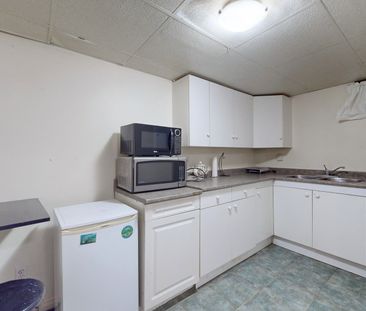 For Lease - 9359 Dickenson Road Unit# BSMT, Hamilton, Ontario - Photo 5