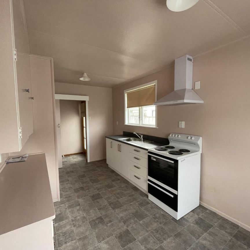 Central City Two Bedroom Unit - Photo 1
