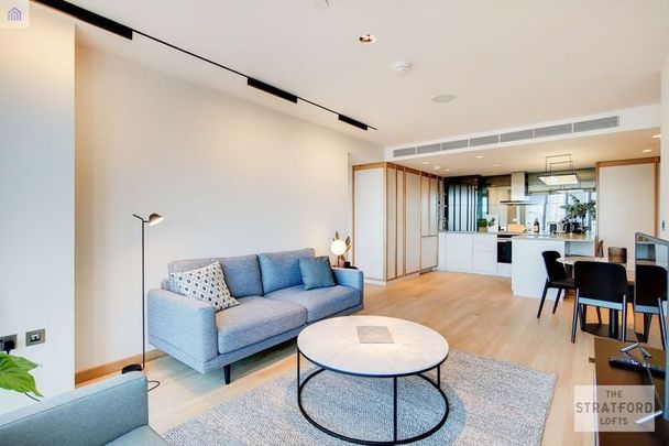 Manhattan Loft Gardens, 20 International Way, London - Photo 1