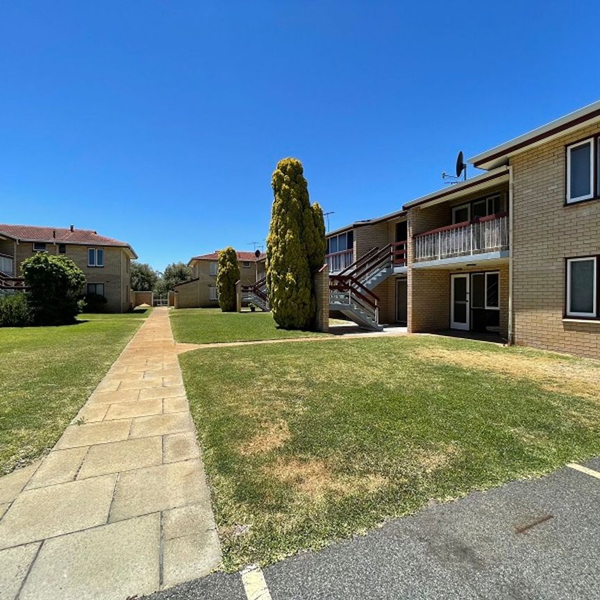 Renovated Unit with Air Con - Photo 1