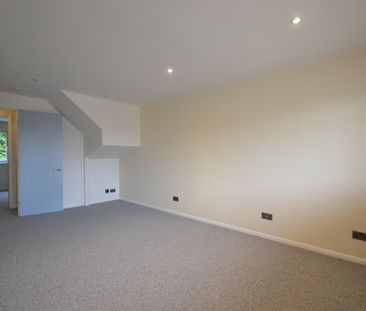 Jasmin Road, Epsom, Surrey, KT19 9EA - Photo 1