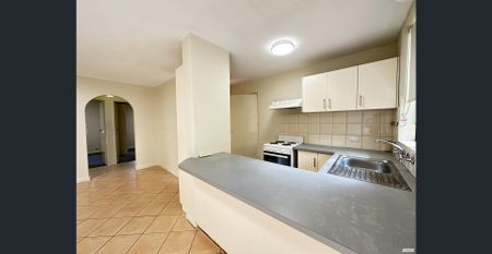 PRIME LOCATION IN MOUNT LAWLEY! - Photo 3