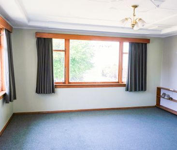 FAMILY HOME WITH VIEWS - Photo 6