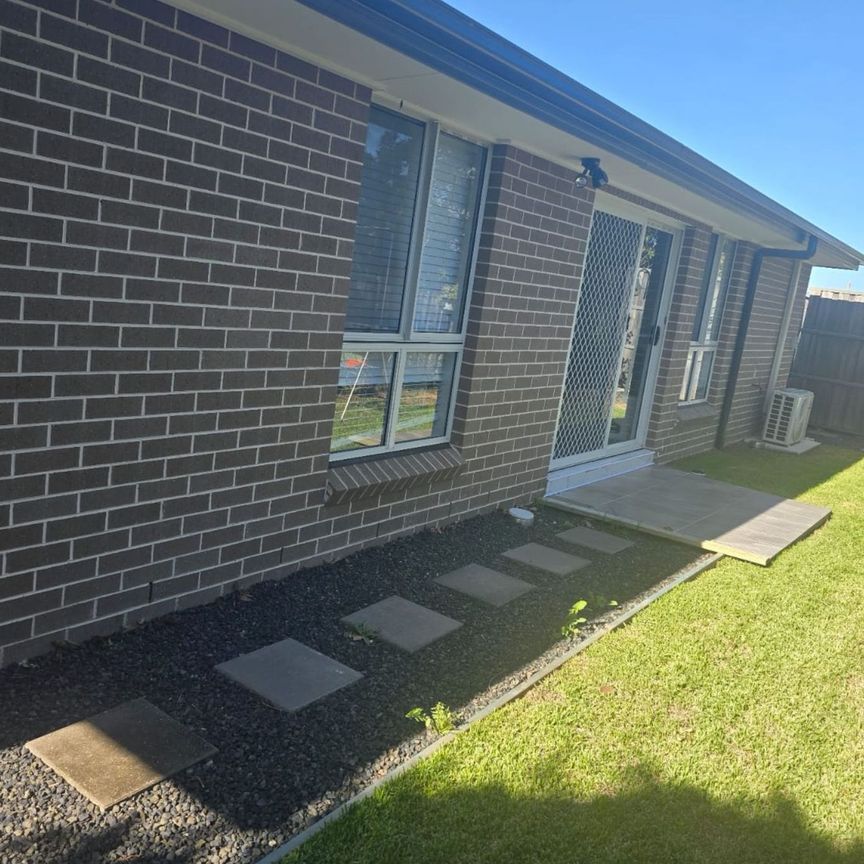 Modern and Comfortable Granny Flat- Opposite Tallawong Train Station - Photo 1