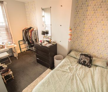 1 bedroom sharedaccommodation to rent - Photo 2