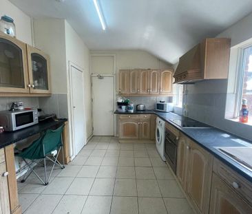 Flat share to rent - Photo 1