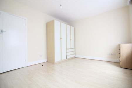 Lea Road, Southall - Photo 5