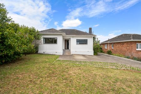 3 Bedroom character home in Mt Roskill - Photo 4