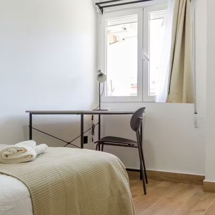 Carrer de l'Arquitecte Arnau, Valencia, Valencian Community 46020 - Photo 1