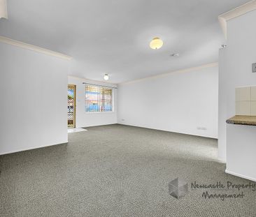 2/87 Brunker Road, Broadmeadow - Photo 1