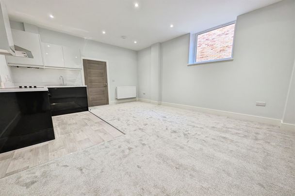 Thomas House, Bernard Street, SO14 - Photo 1