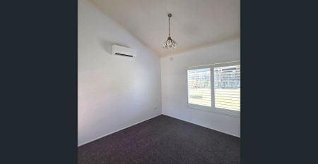 Prestigious Woongarra Scenic Drive - Beachside Living at Exceptional Value! - Photo 5