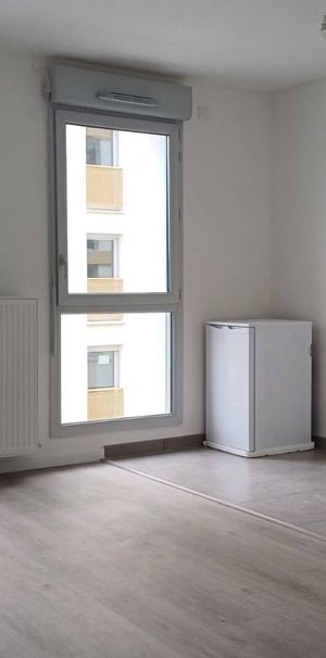 location Appartement T1 DE 27.87m² À REIMS - Photo 1