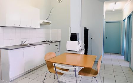 3 Bedroom Apartment - Photo 3