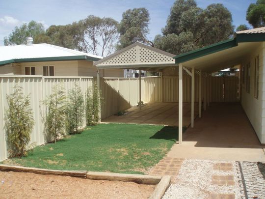 9 Hermit Street, Roxby Downs, SA 5725 - Photo 1