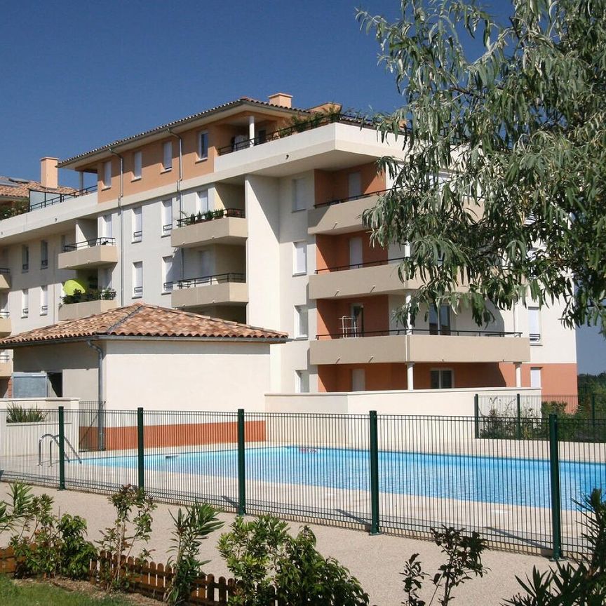 location Appartement T2 DE 43.81m² À CARPENTRAS - Photo 1