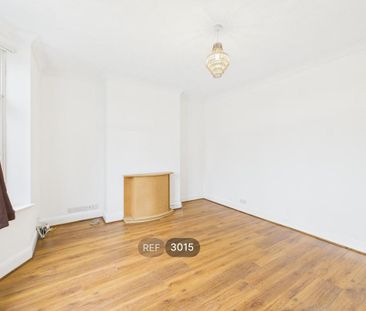 3 bedroom property to rent - Photo 3