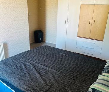 Room in a Shared House, Almond Croft, B42 - Photo 2