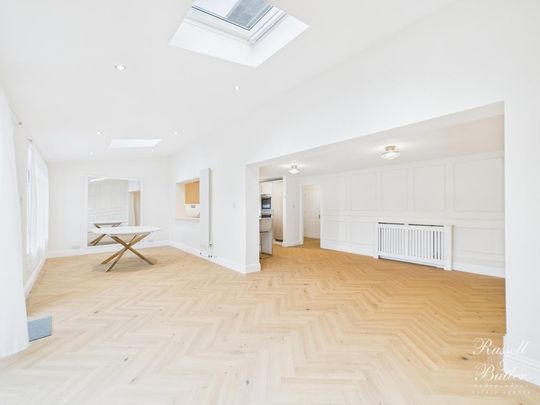 4 bedroom detached house to rent - Photo 1