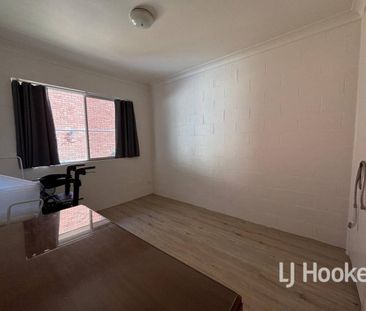 Cosy, Low Maintenance Unit - Photo 3