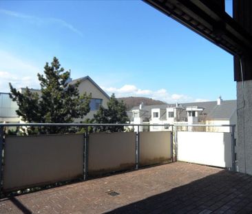 "Familie im Vordergrund.." - Foto 3