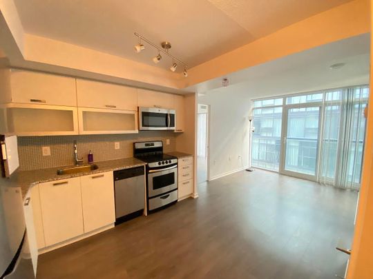 For Lease - 36 Lisgar Street Unit# 1705W, Toronto, Ontario - Photo 1