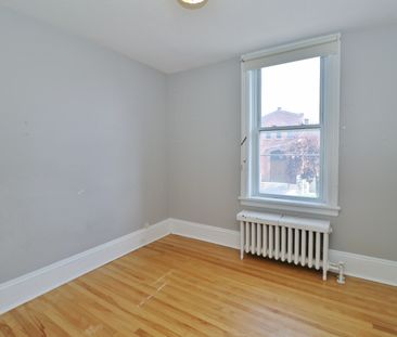 438 Parkdale Ave - Photo 6