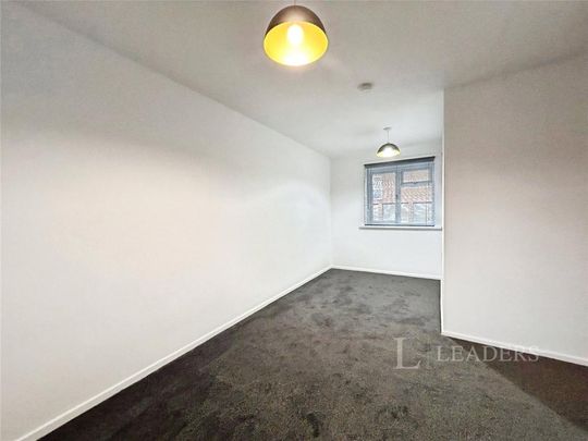 4 bedroom bungalow to rent - Photo 1