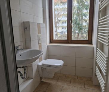 3-Zi.Wohnung mit BALKON in schöner Wohnlage zu vermieten! - Foto 1