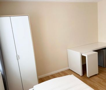 1 bedroom house of multiple occupation to rent - Photo 2