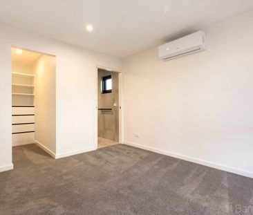 Luxurious Living - Photo 6