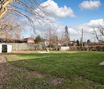 For Lease - 25 Twin Pauls Crescent Unit# Main, Toronto, Ontario - Photo 5