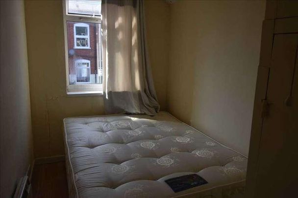 Mere Road Upstairs Flat, Leicester, LE5 - Photo 1