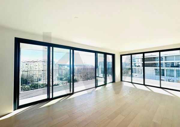 Apartamento T2 em Lisboa