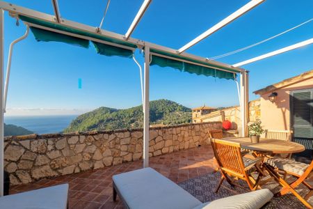 7 Plaça Constitució, Estellencs, Balearic Islands 07192 - Photo 2