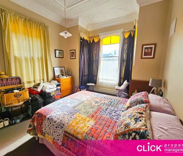 Convenient One-Bedroom Living in St Kilda - Photo 6